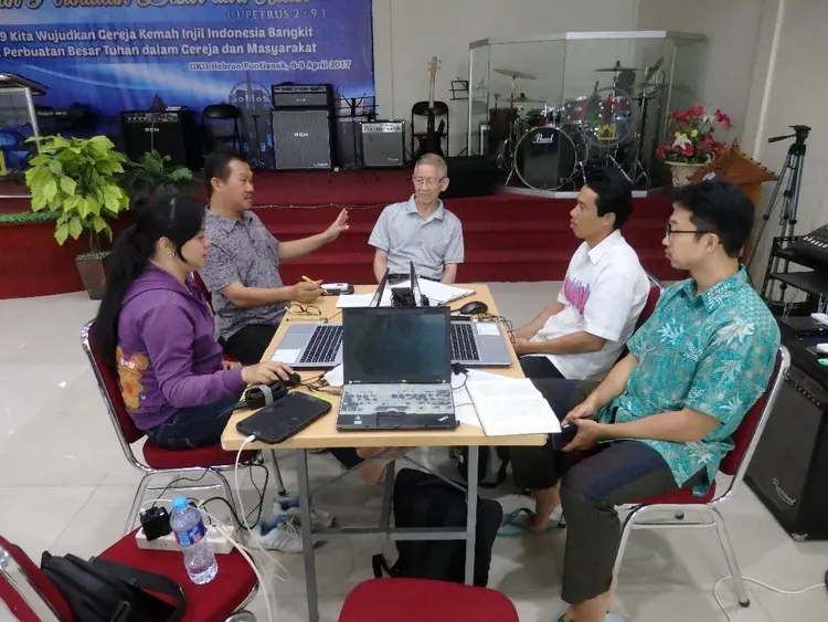 Awal saat akan dimulainya penerjemahan Injil Lukas tertulis